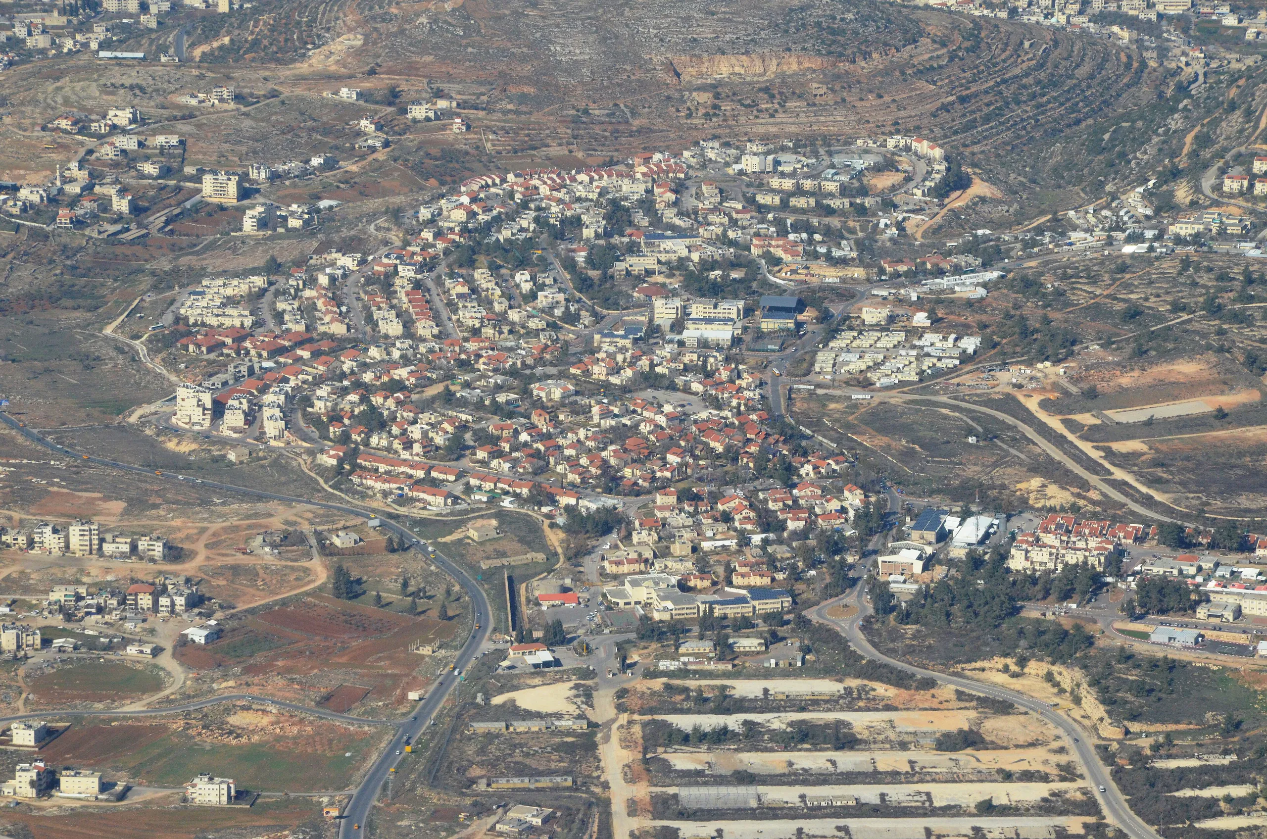 בית אל, מבט מהאוויר על היישוב