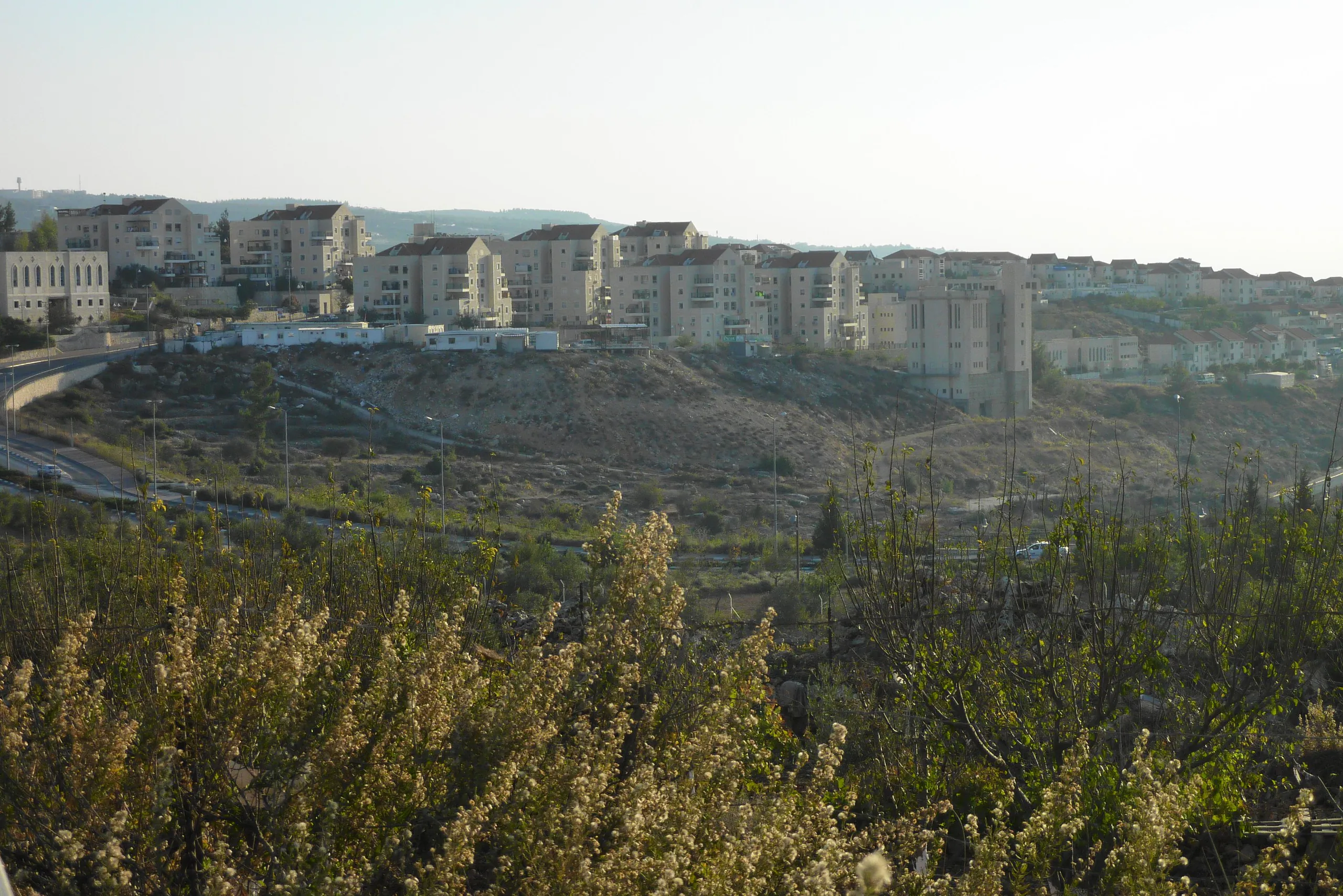 ביתר עילית, מבט על שכונות העיר