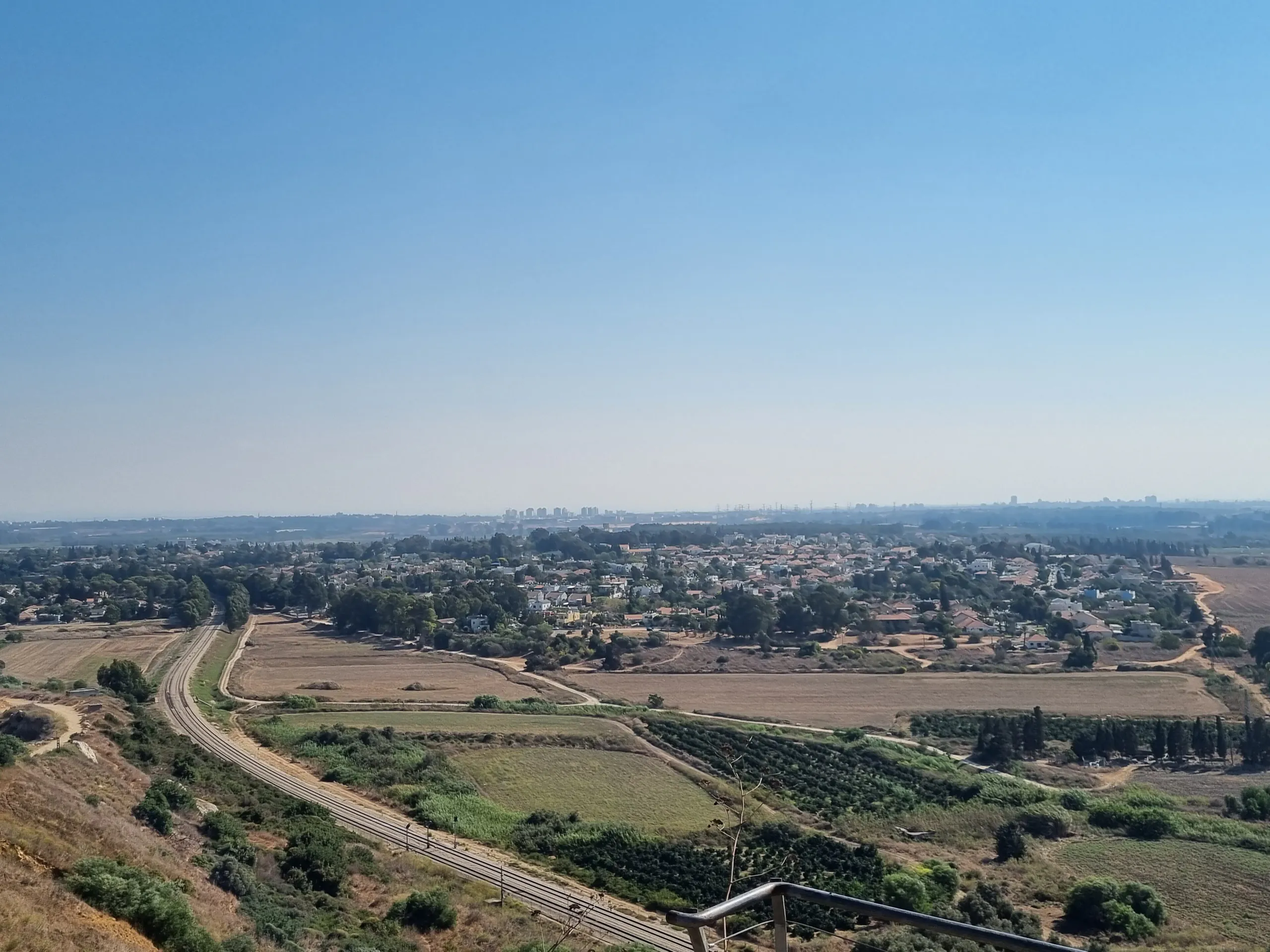 בנימינה, מבט מתצפית מורן ורדי
