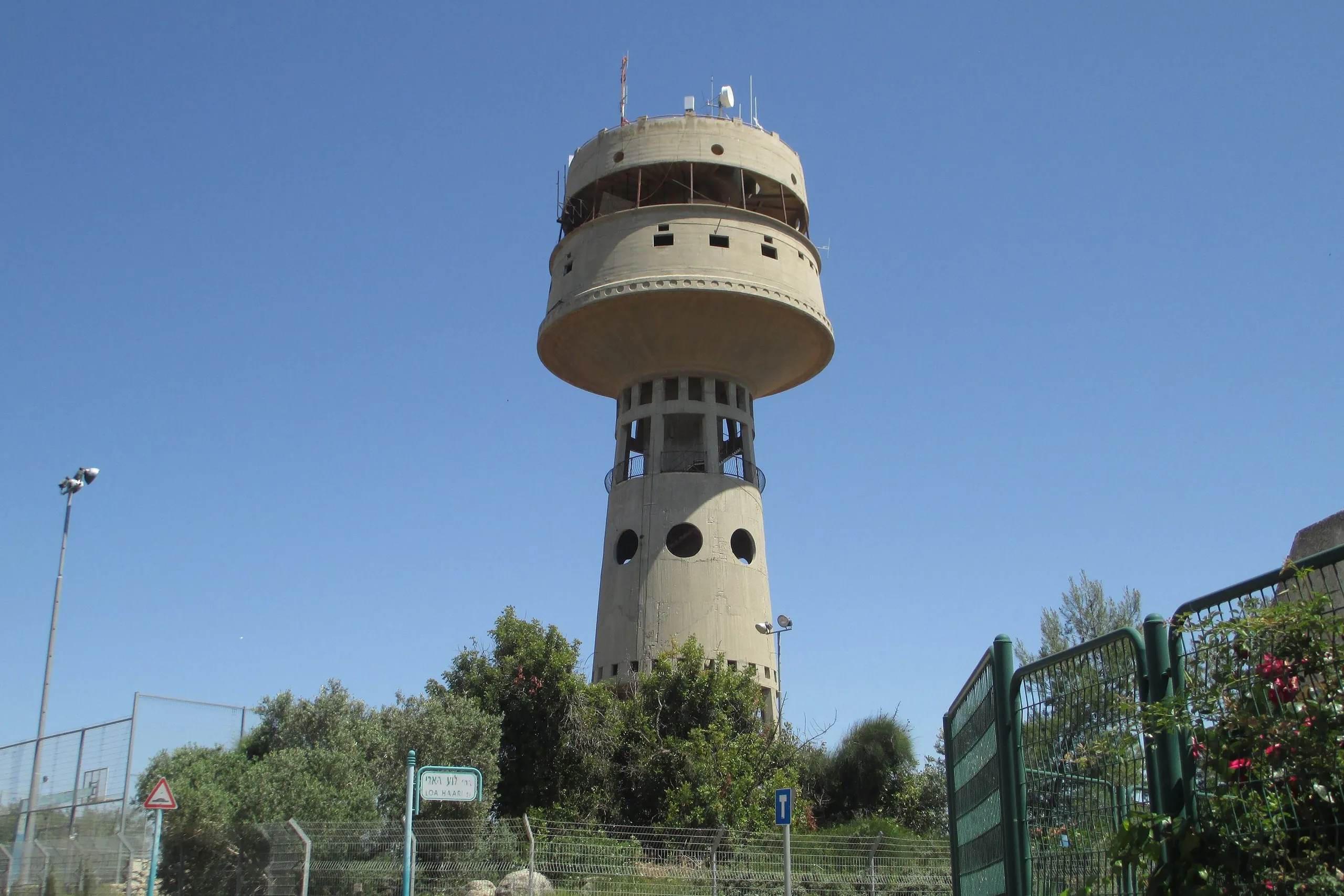 מגדל העמק, המגדל המסתובב