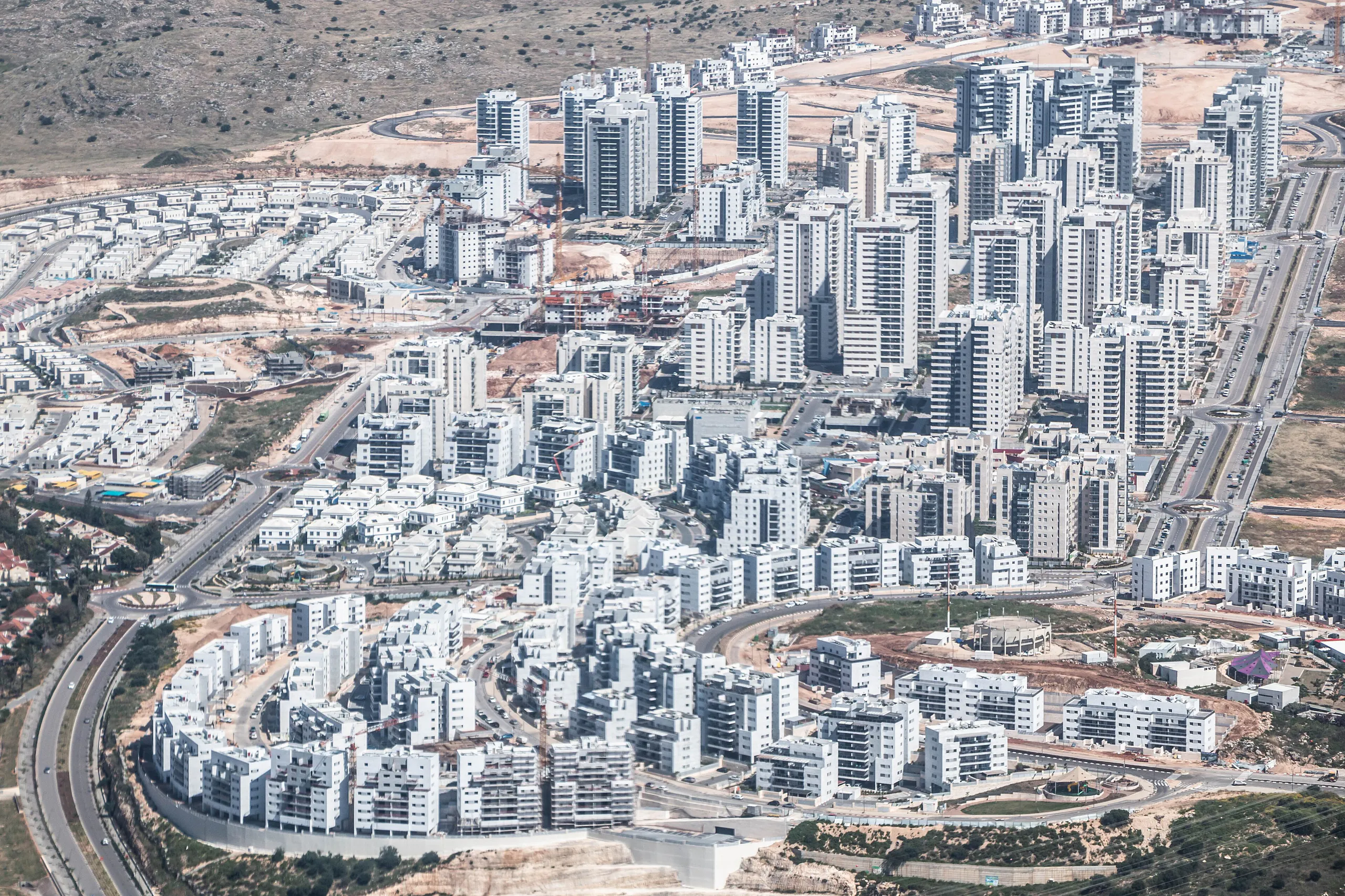 ראש העין, בנייני מגורים בשכונות החדשות